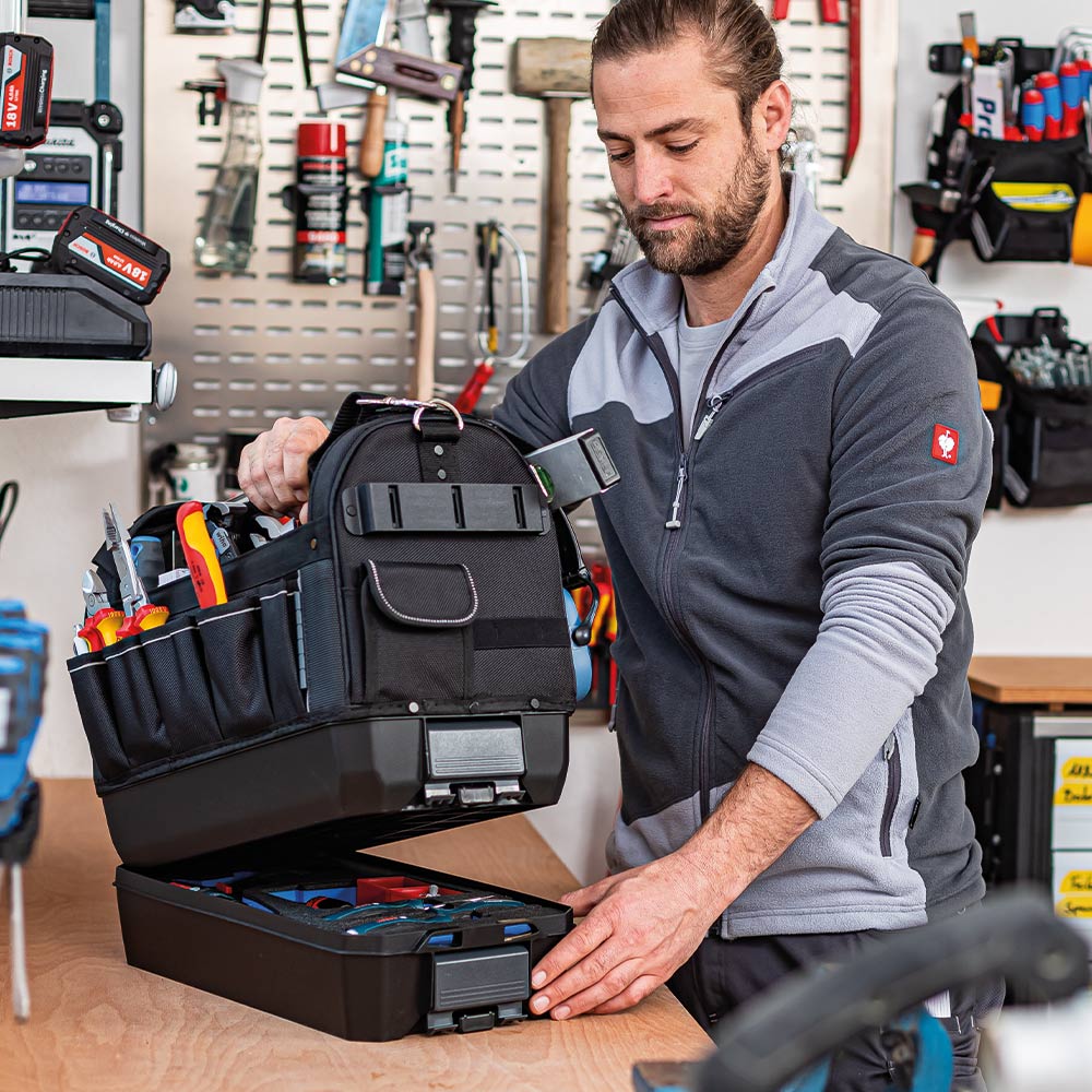 Intuitive and easy to click: The Tool Bag with the ClickTray M 74